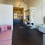 Wyjatkowy Z Widokiem Na Palac Kultury By Renters