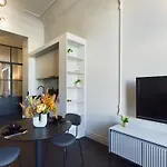 Wyjatkowy Z Widokiem Na Palac Kultury By Renters