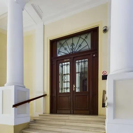 Wyjatkowy Z Widokiem Na Palac Kultury By Renters 公寓 *