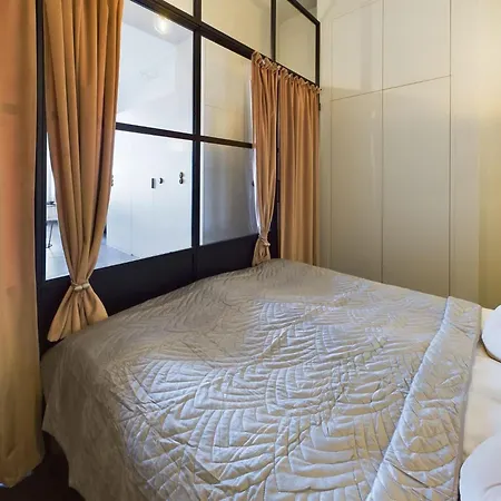 Wyjatkowy Z Widokiem Na Palac Kultury By Renters *