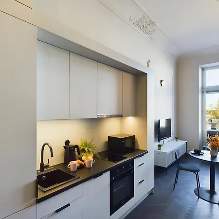 Wyjatkowy Z Widokiem Na Palac Kultury By Renters Βαρσοβία