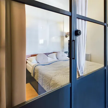 Wyjatkowy Z Widokiem Na Palac Kultury By Renters アパート ワルシャワ