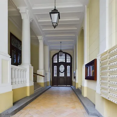 Διαμέρισμα Wyjatkowy Z Widokiem Na Palac Kultury By Renters