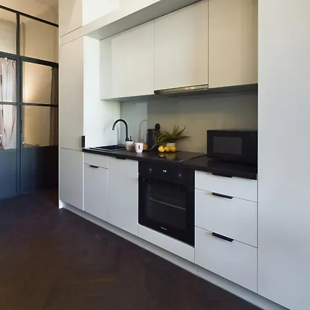 Wyjatkowy Z Widokiem Na Palac Kultury By Renters * ワルシャワ