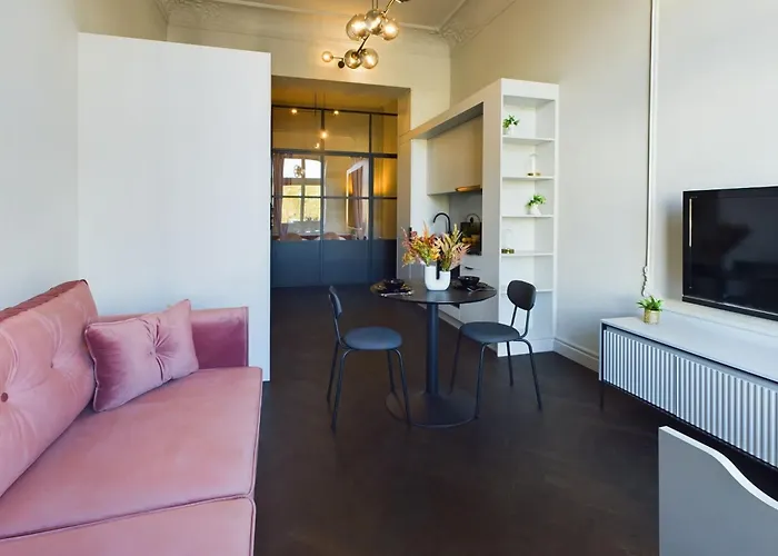 Wyjatkowy Z Widokiem Na Palac Kultury By Renters